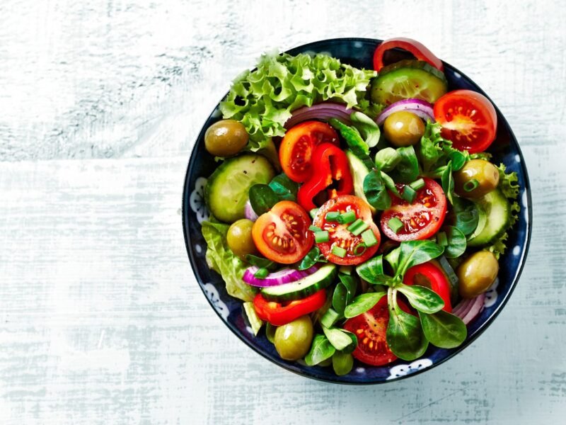 sala de verão com diversos vegetais e legumes